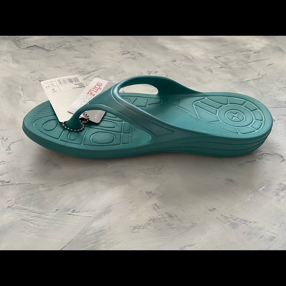 NEW Water-Friendly Aetrex Aqua Fiji Flip Flop with Arch Support - Picture 3 of 3